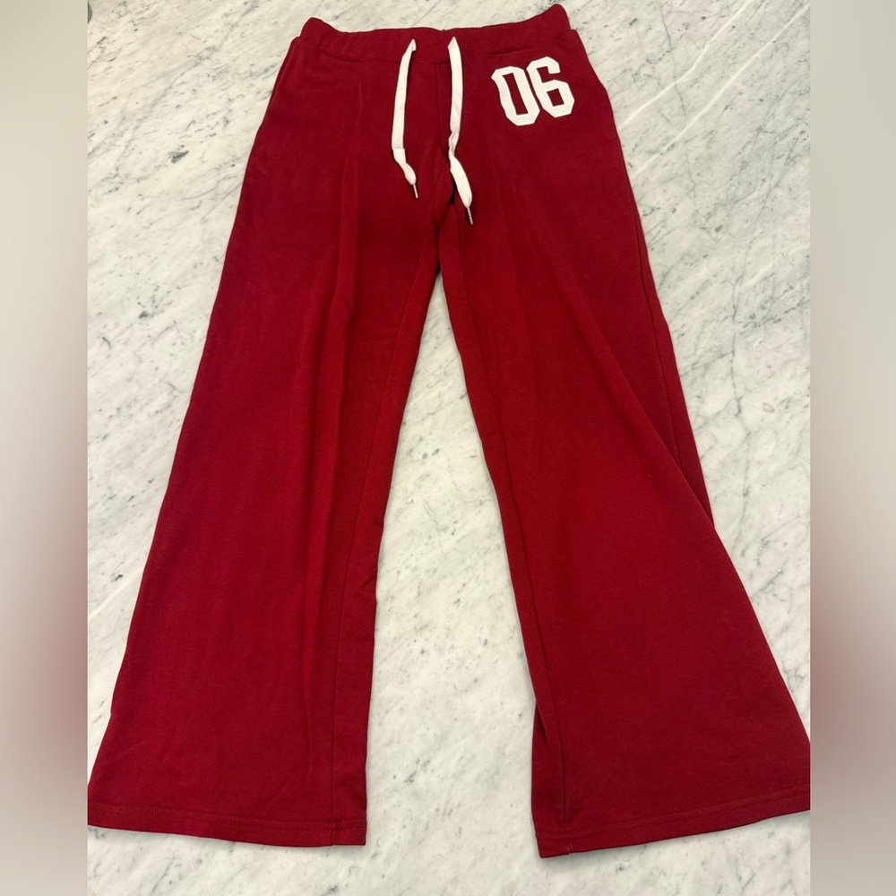 Edikted- NWOT Red 06 Sweatpants